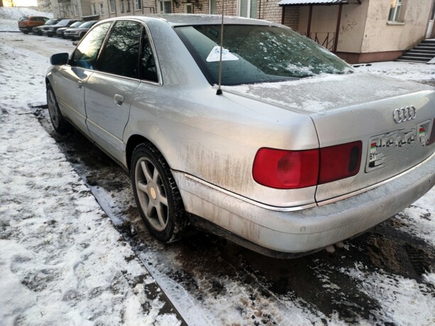 Audi A8 D2, 2000 г.