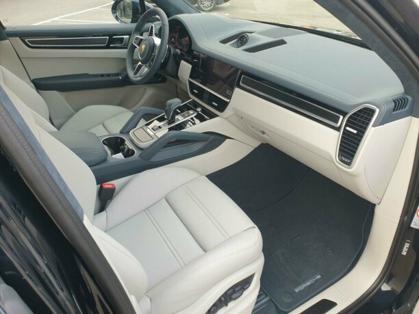Porsche Cayenne III, 2021 г.