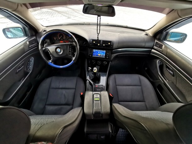 BMW 5 серия E39, 2001 г.