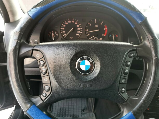 BMW 5 серия E39, 2001 г.
