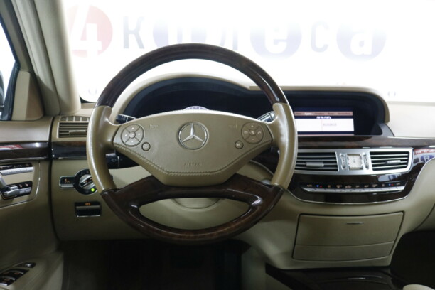 Mercedes-Benz S-Класс W221· Рестайлинг, 2009 г.