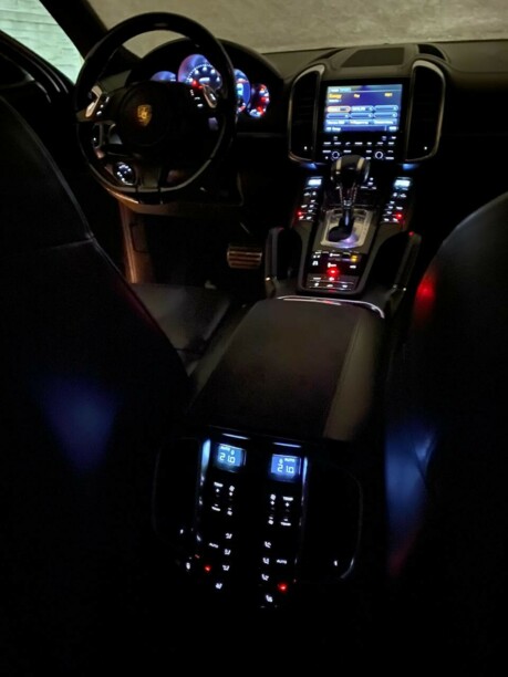 Porsche Cayenne 958, 2012 г.