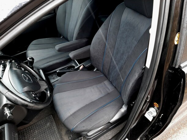Mazda 5 II, 7 мест, 2011 г.