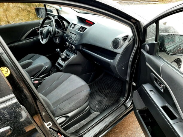 Mazda 5 II, 7 мест, 2011 г.