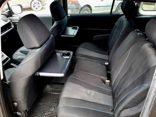 Mazda 5 II, 7 мест, 2011 г.