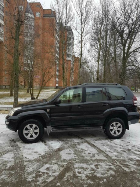 Toyota Land Cruiser Prado J120, 7 мест, 2006 г.