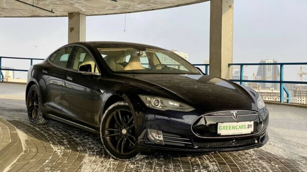 Tesla Model S I, 2014 г.