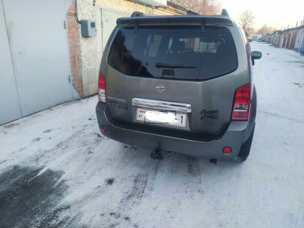 Nissan Pathfinder R51, 7 мест, 2005 г.