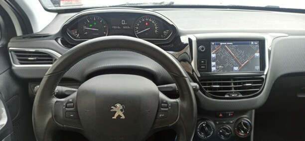 Peugeot 2008 I · Рестайлинг, 2017 г.