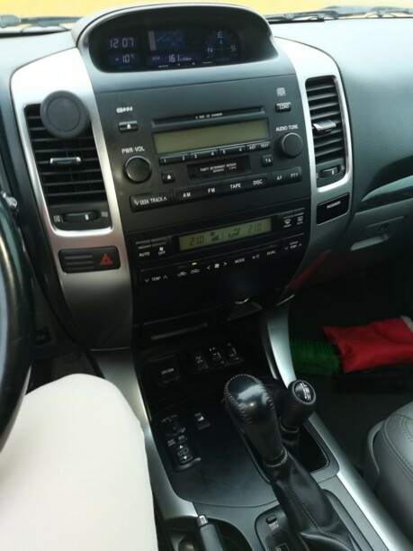 Toyota Land Cruiser Prado J120, 7 мест, 2008 г.