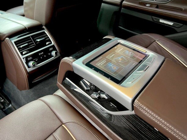 BMW 7 серия G11, 2016 г.