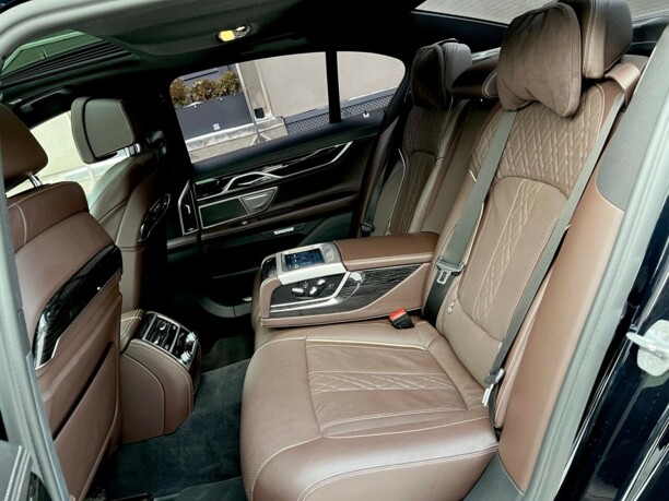 BMW 7 серия G11, 2016 г.