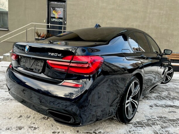 BMW 7 серия G11, 2016 г.