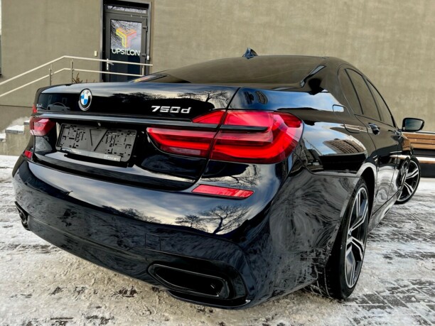 BMW 7 серия G11, 2016 г.