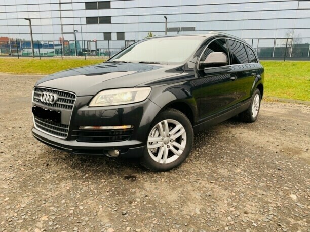 Audi Q7 4L, 7 мест, 2006 г.