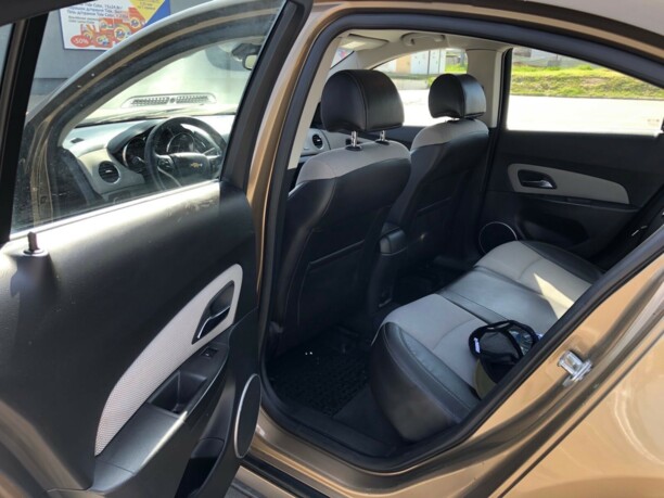 Chevrolet Cruze J300 · Рестайлинг, 2013 г.