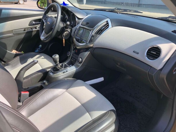 Chevrolet Cruze J300 · Рестайлинг, 2013 г.