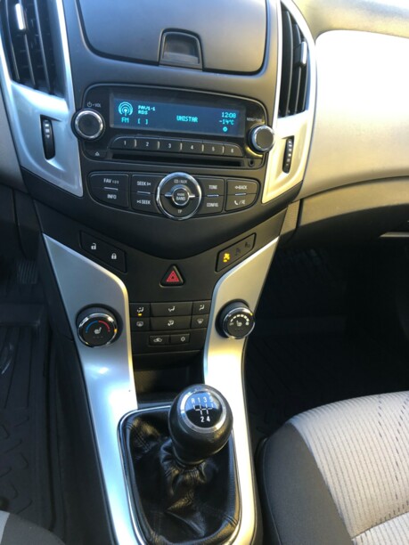 Chevrolet Cruze J300 · Рестайлинг, 2014 г.
