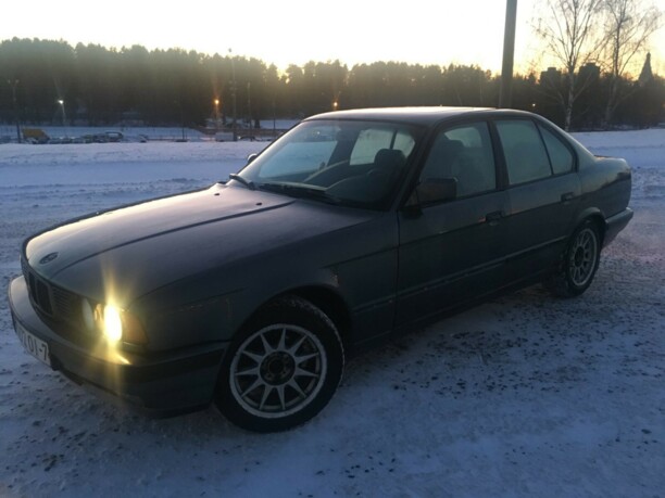 BMW 5 серия E34, 1990 г.