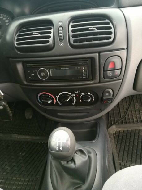 Renault Megane I · Рестайлинг, 2001 г.