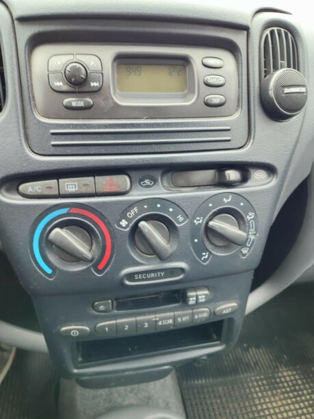 Toyota Yaris Verso, 2002 г.