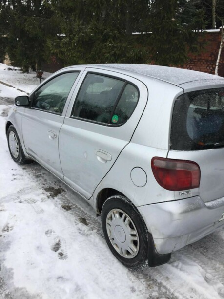 Toyota Yaris I (P1), 2000 г.
