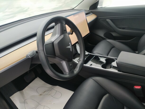 Tesla Model 3, 2018 г.