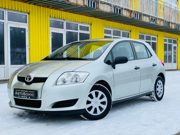 Toyota Auris I (E150), 2009 г.