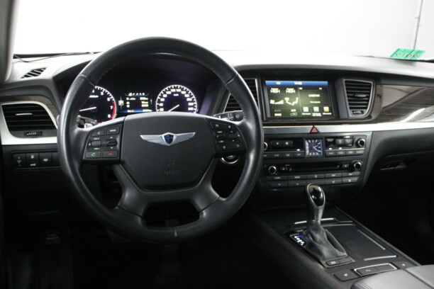 Hyundai Genesis II, 2015 г.
