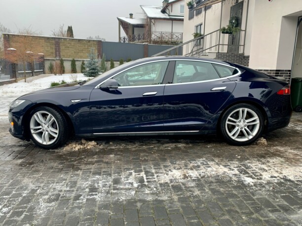 Tesla Model S I, 2014 г.