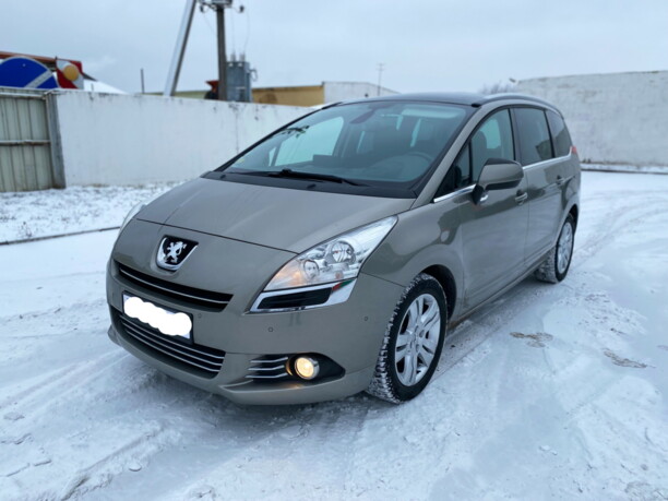 Peugeot 5008 I · Рестайлинг, 7 мест, 2014 г.