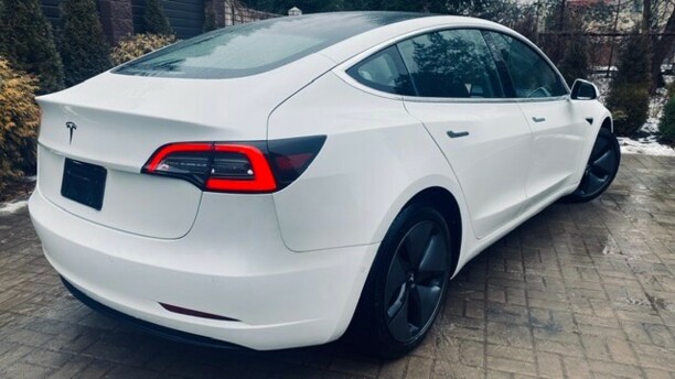 Tesla Model 3, 2019 г.