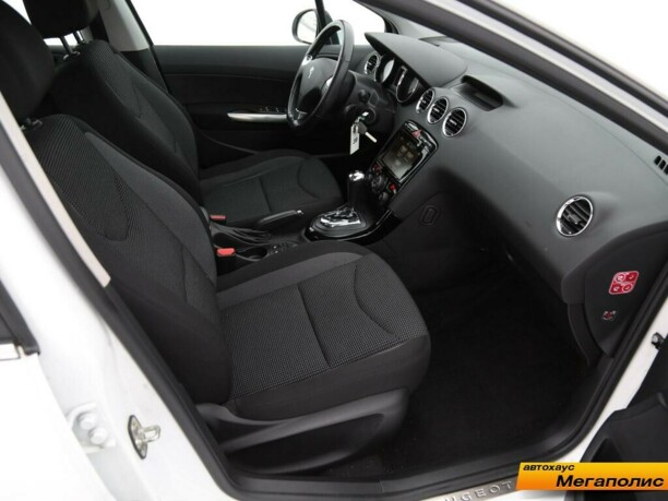 Peugeot 408 I · Рестайлинг, 2019 г.
