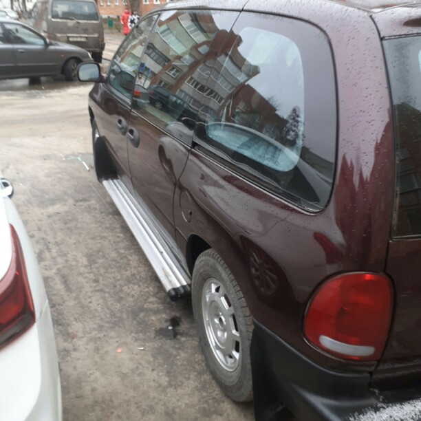 Dodge Caravan III, 7 мест, 1999 г.