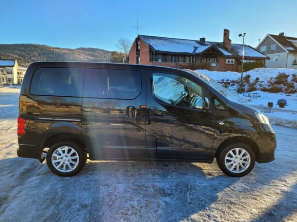 Nissan NV200, 2017 г.