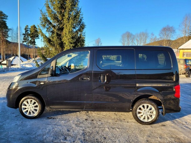 Nissan NV200, 2017 г.