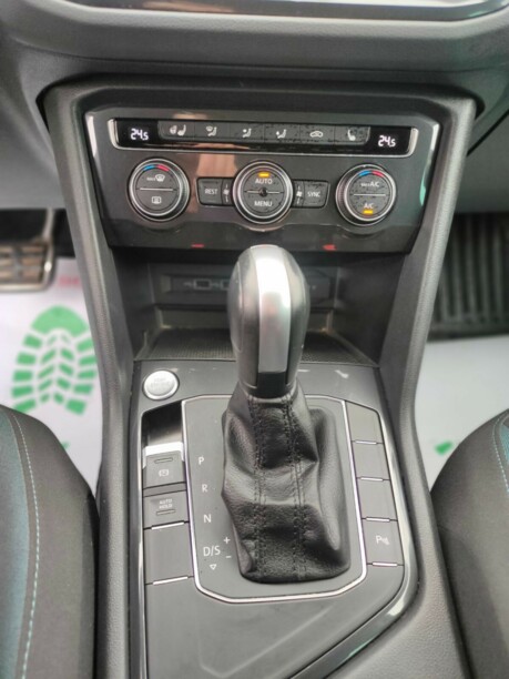 Volkswagen Tiguan II, 2019 г.