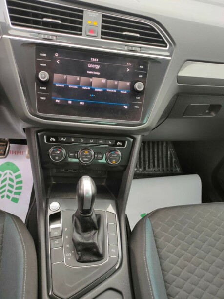 Volkswagen Tiguan II, 2019 г.