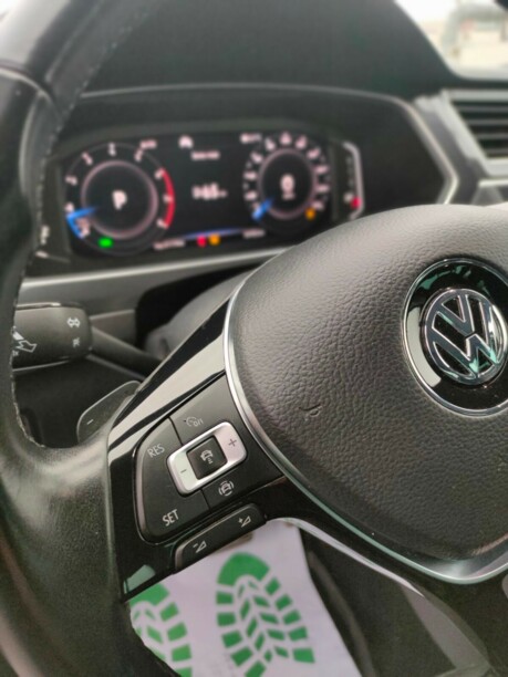 Volkswagen Tiguan II, 2019 г.