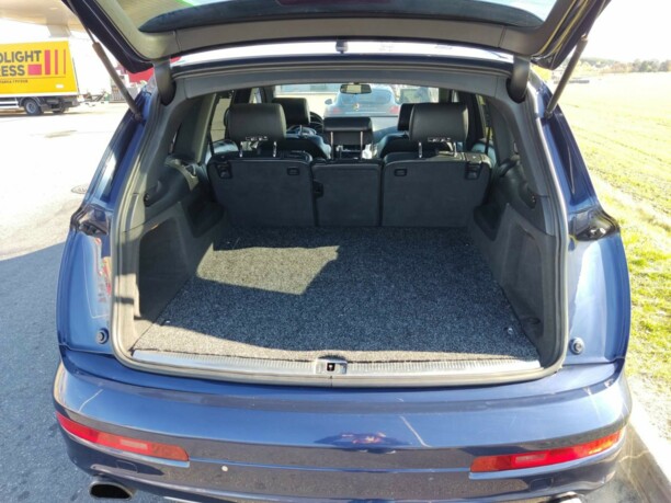 Audi Q7 4L, 7 мест, 2007 г.