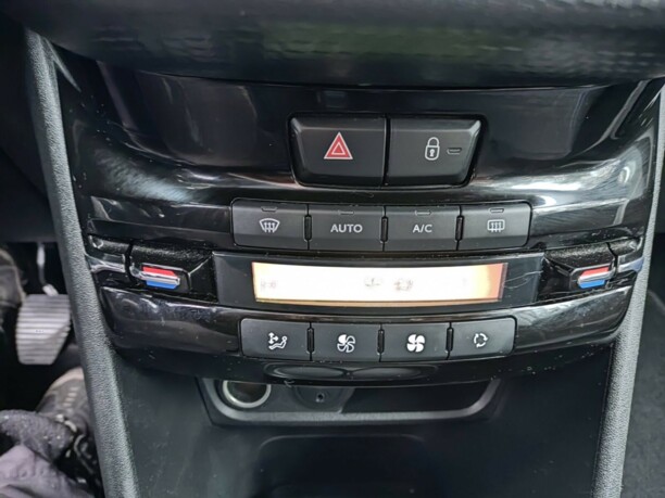 Peugeot 2008 I · Рестайлинг, 2017 г.