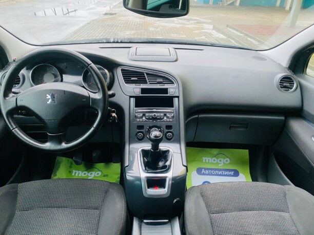 Peugeot 5008 I, 7 мест, 2010 г.