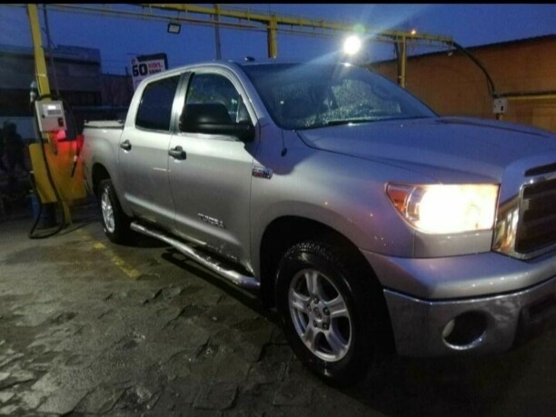 Toyota Tundra II, 2010 г.