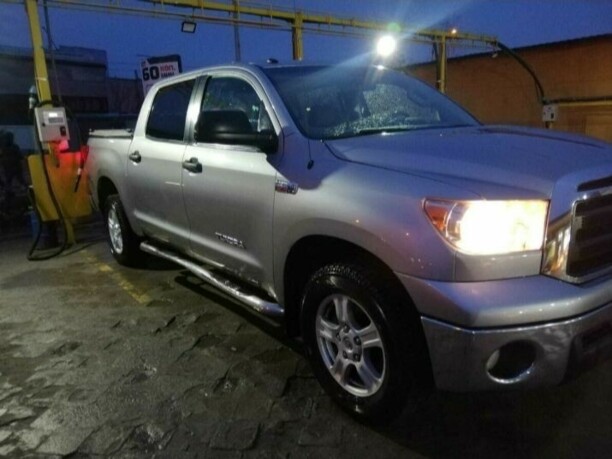 Toyota Tundra II, 2010 г.