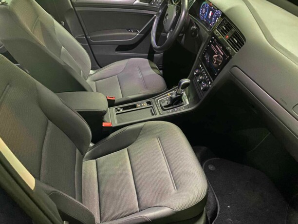 Volkswagen e-Golf VII · Рестайлинг, 2019 г.