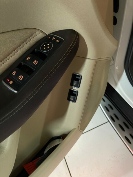 Mercedes-Benz GLS X166, 7 мест, 2017 г.
