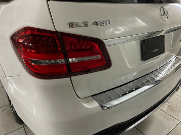 Mercedes-Benz GLS X166, 7 мест, 2017 г.