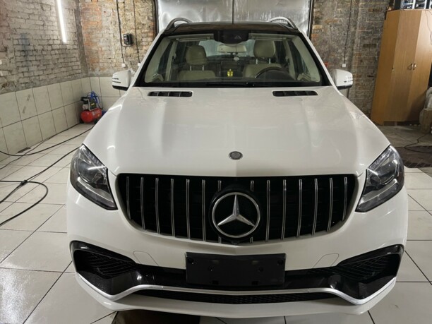 Mercedes-Benz GLS X166, 7 мест, 2017 г.
