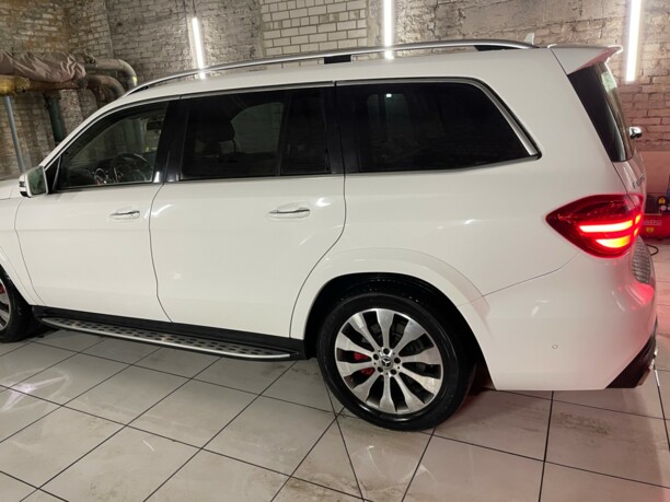 Mercedes-Benz GLS X166, 7 мест, 2017 г.