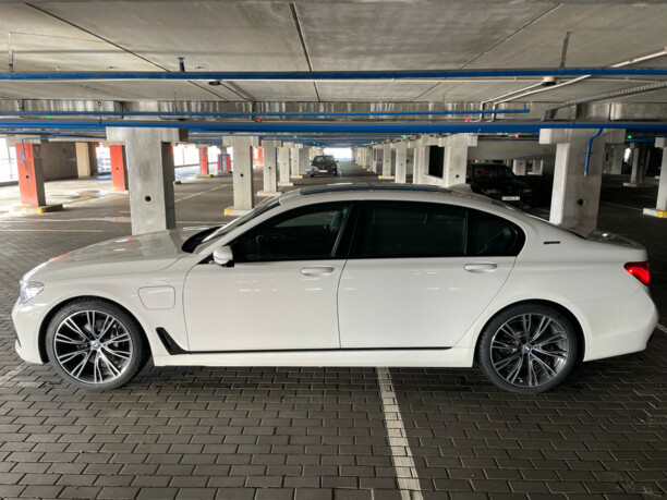 BMW 7 серия G12 (Long), 2017 г.